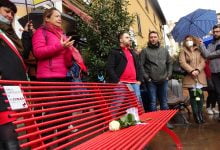 Photo of Panchina Rossa sul Piazzone a Pontedera